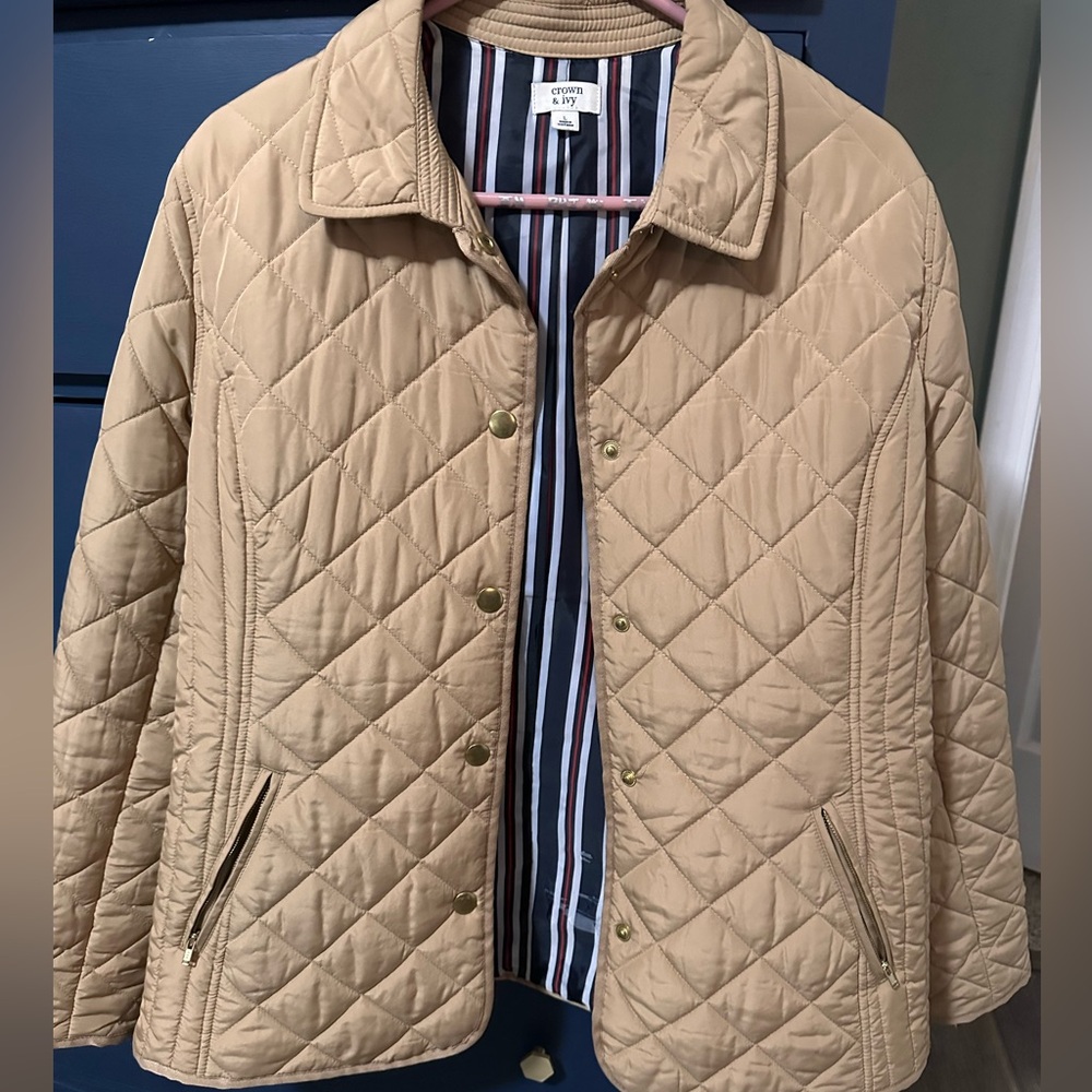Crown & Ivy quilted jacket